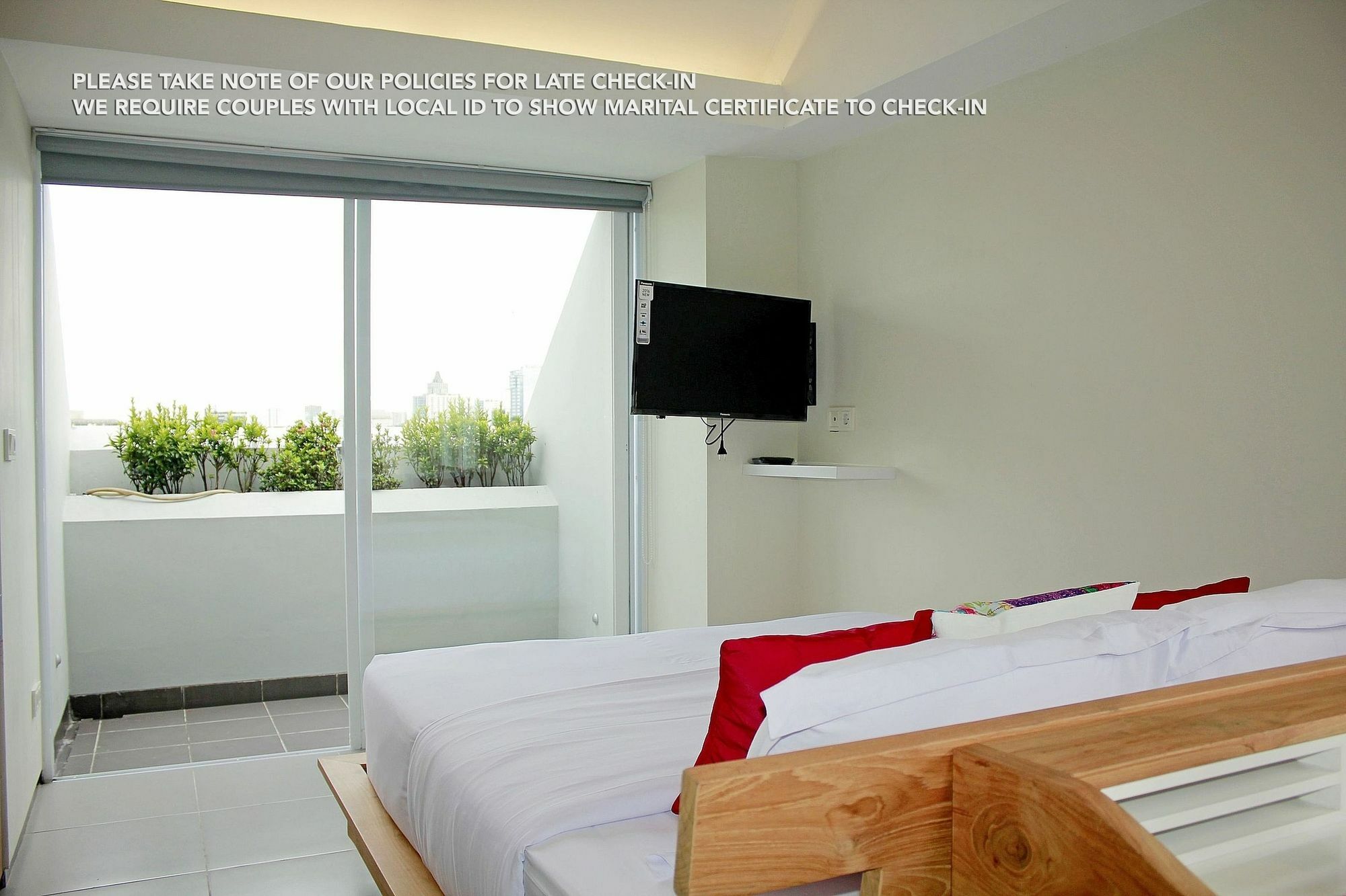 Zen Rooms Patra Kuningan Syariah Jakarta Kültér fotó